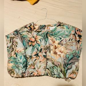 Significant Other Floral crop top